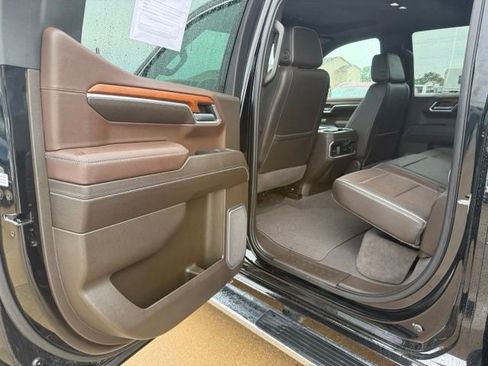 Used 2023 GMC Sierra 1500 Denali AWD/4WD image 18