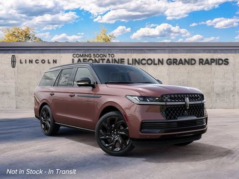 New 2027 Lincoln Navigator Black Label AWD/4WD image 4