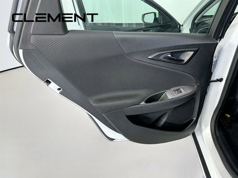 Used 2024 Chevrolet Malibu LT FWD image 30