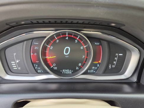 Used 2015 Volvo XC60 T5 Premier image 34