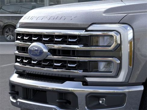 New 2025 Ford F250 Lariat w/ Lariat Ultimate Package image 17