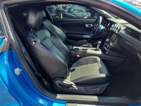 Used 2019 Ford Mustang GT Premium w/ GT Performance Package RWD image 27
