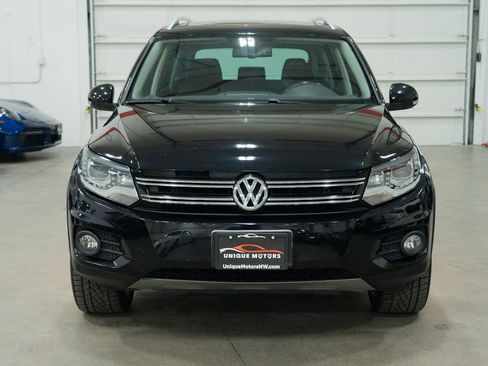 Used 2012 Volkswagen Tiguan SEL image 2