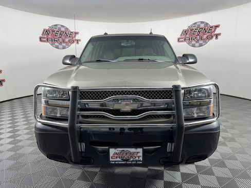 Used 2003 Chevrolet Silverado 2500 LT AWD/4WD image 2