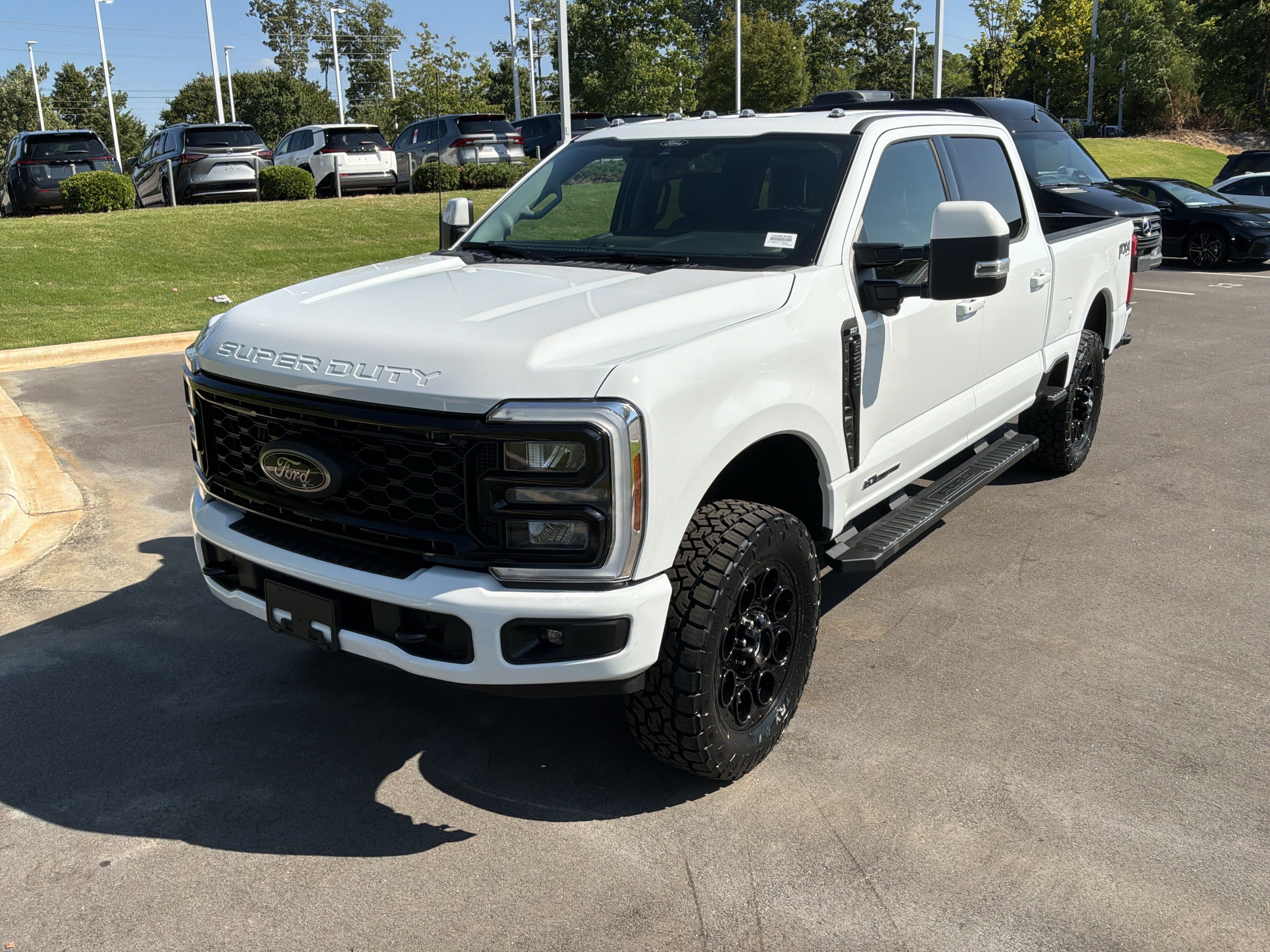 Used 2026 Ford F250 XLT w/ XLT Premium Package AWD/4WD image 5