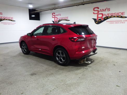 Used 2024 Ford Escape ST-Line w/ Tech Pack #1 AWD/4WD image 2