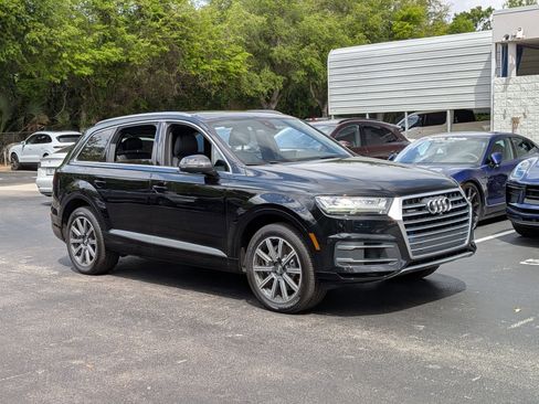 Used 2017 Audi Q7 3.0T Premium Plus image 6