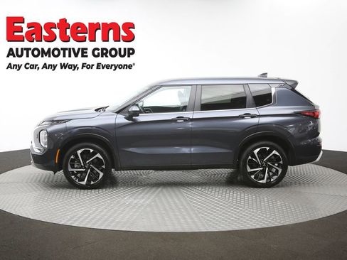Used 2024 Mitsubishi Outlander SE AWD/4WD image 59