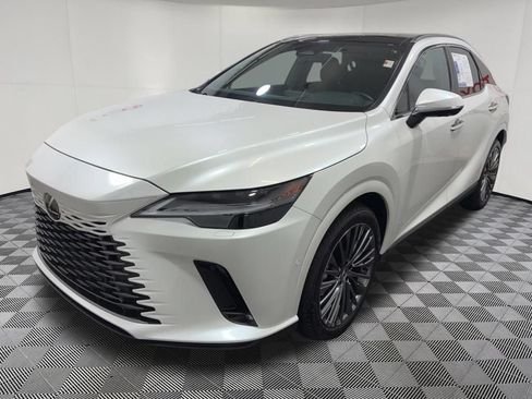 Used 2025 Lexus RX 450h AWD w/ Convenience Package image 3