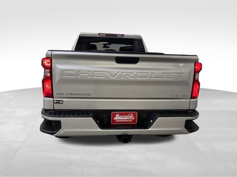 Used 2022 Chevrolet Silverado 1500 Custom AWD/4WD image 4