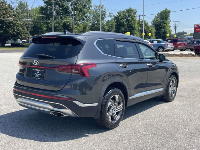 Used 2022 Hyundai Santa Fe SEL w/ Convenience Package FWD image 7