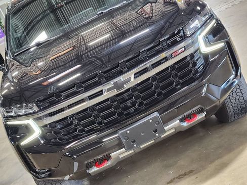 Used 2021 Chevrolet Tahoe Z71 AWD/4WD image 19