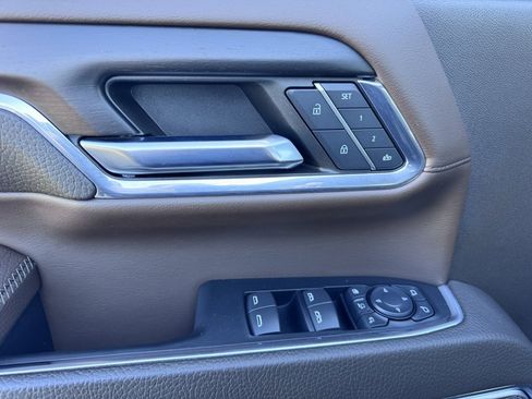 Used 2024 GMC Sierra 2500 Denali w/ Denali Reserve Package image 24