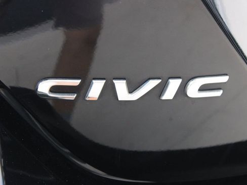Used 2019 Honda Civic EX image 18