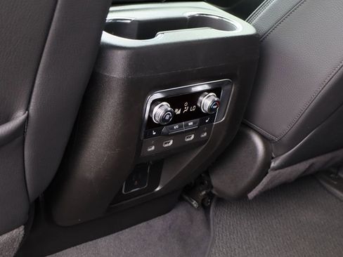 Used 2023 GMC Yukon XL Denali RWD image 27
