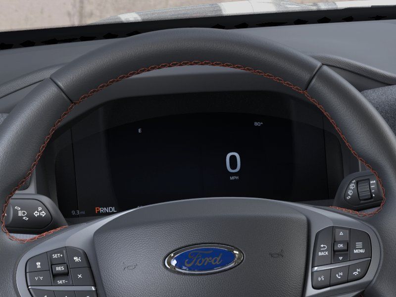 Used 2026 Ford Explorer Active AWD/4WD image 13