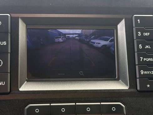 Used 2019 Ford F350 XLT AWD/4WD image 13