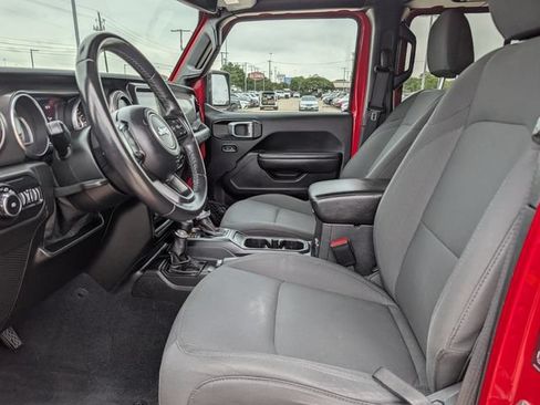 Used 2021 Jeep Wrangler Unlimited Sport AWD/4WD image 25