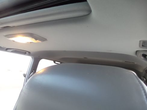 Used 2003 Toyota Land Cruiser image 45