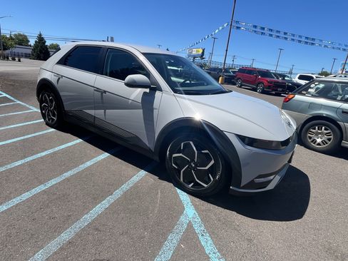 Certified 2024 Hyundai Ioniq 5 SEL RWD image 7