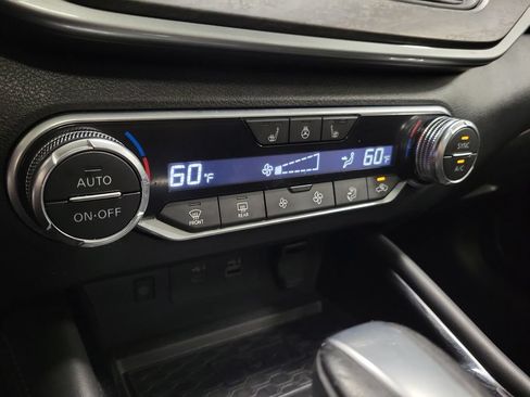 Used 2024 Nissan Altima 2.5 SL FWD image 18