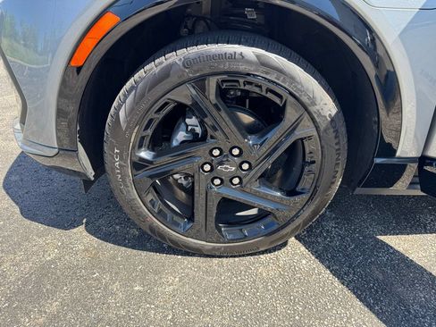 New 2026 Chevrolet Equinox EV RS FWD image 31