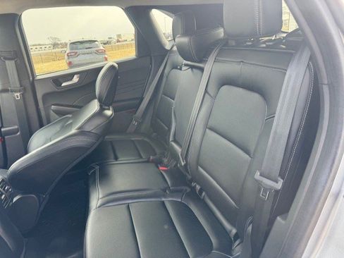 Used 2023 Ford Escape Platinum image 22