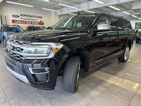 Used 2024 Ford Expedition Max Platinum AWD/4WD image 19