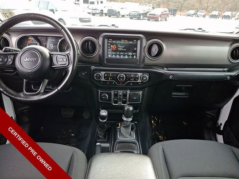 Used 2022 Jeep Gladiator Sport image 15