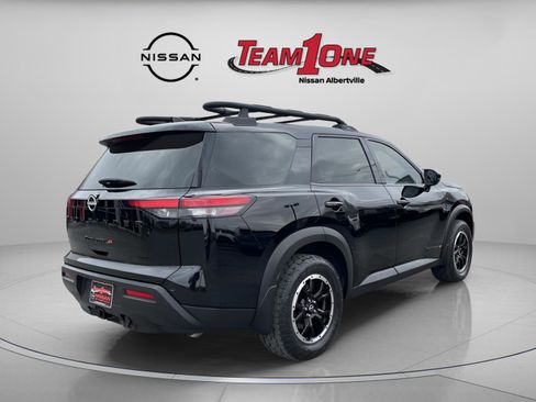 Used 2023 Nissan Pathfinder Rock Creek image 6