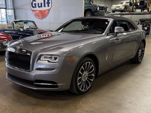 Used 2019 Rolls-Royce Dawn image 35