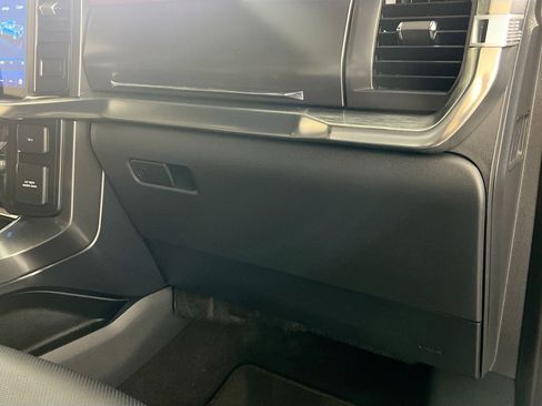 Used 2023 Ford F150 Lariat w/ Equipment Group 502A High image 34