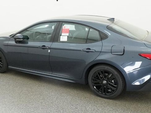 New 2026 Toyota Camry SE image 37