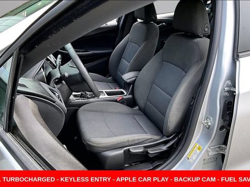 Used 2018 Chevrolet Cruze LS FWD image 20