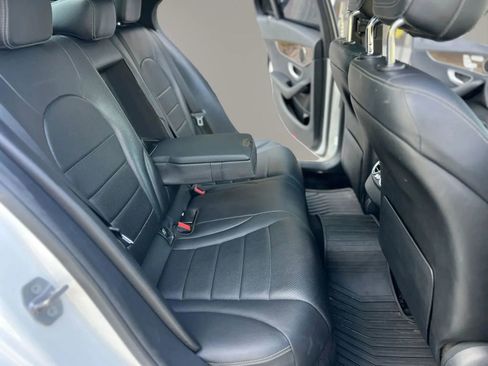 Used 2018 Mercedes-Benz C 300 Sedan w/ Premium Package image 10