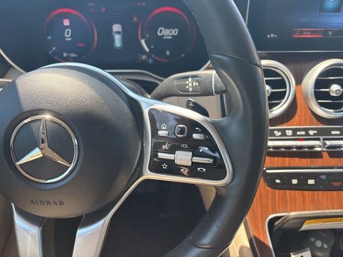 Used 2022 Mercedes-Benz GLC 300 4MATIC image 17