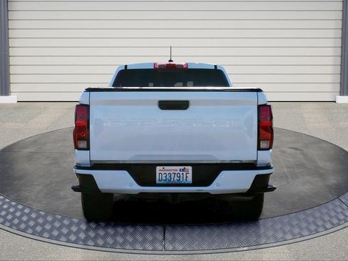 Used 2024 Chevrolet Colorado LT w/ LT Convenience Package AWD/4WD image 6