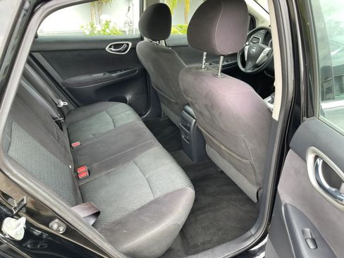 Used 2014 Nissan Sentra SR FWD image 12