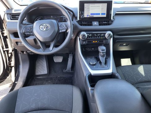 Certified 2025 Toyota RAV4 XLE image 18