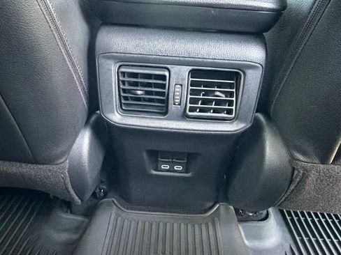 Used 2023 Toyota RAV4 XLE AWD/4WD image 21