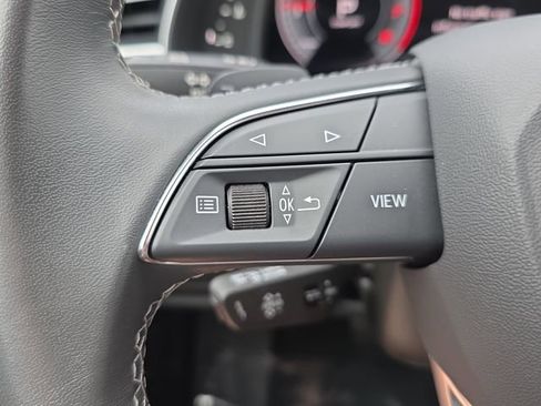 Used 2023 Audi Q8 Prestige AWD/4WD image 17