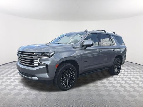 Used 2022 Chevrolet Tahoe High Country AWD/4WD image 3