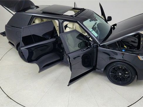 Used 2024 Land Rover Range Rover Long Wheelbase SE image 89