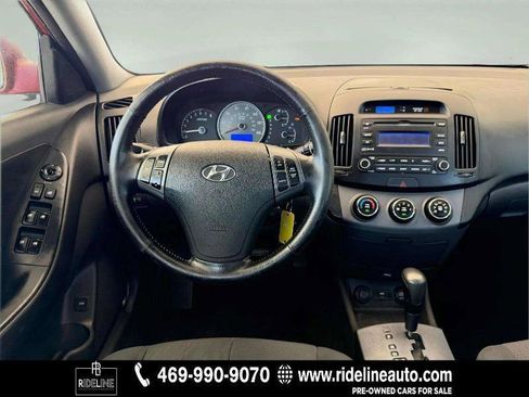 Used 2009 Hyundai Elantra SE FWD image 16