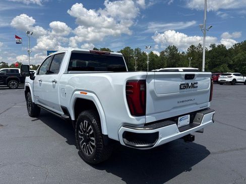 New 2026 GMC Sierra 2500 Denali Ultimate AWD/4WD image 6