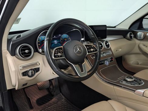 Used 2021 Mercedes-Benz C 300 4MATIC Sedan image 4