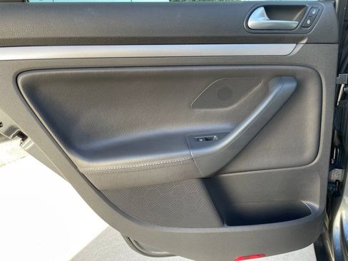 Used 2008 Volkswagen Jetta Wolfsburg Edition FWD image 18