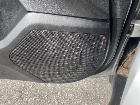 Used 2011 Subaru Forester 2.5X w/ Alloy Wheel Value Pkg AWD/4WD image 29