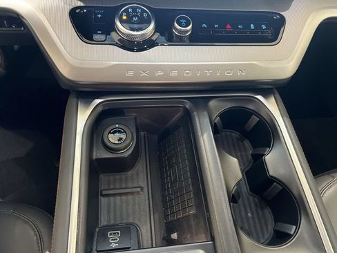 Certified 2025 Ford Expedition Max Active AWD/4WD image 17
