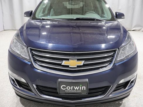 Used 2017 Chevrolet Traverse LT w/ Traveler's Package AWD/4WD image 8